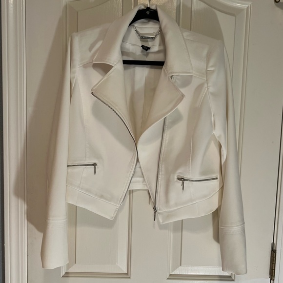 White House Black Market White Moto Style Blazer with Silver Zipper. - Picture 3 of 8